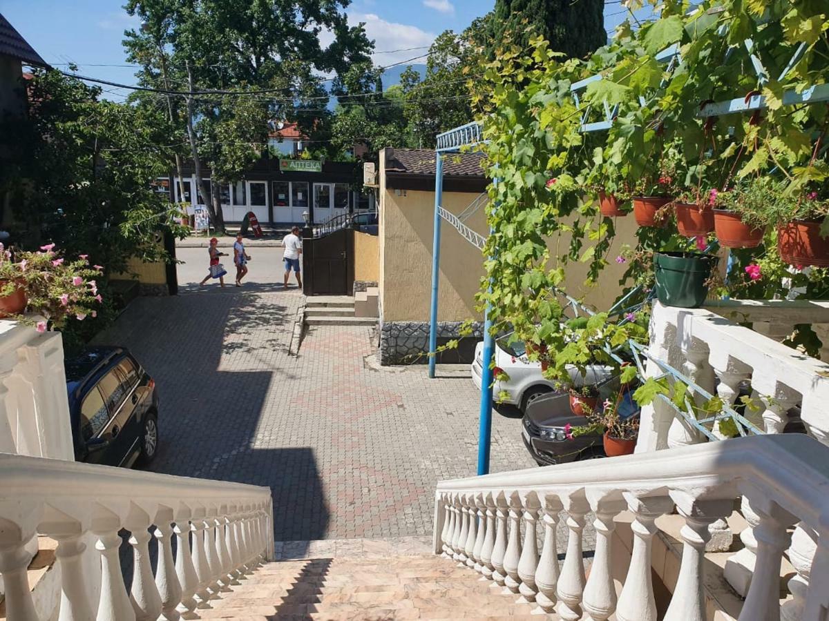 Ахра Gagry Exterior photo